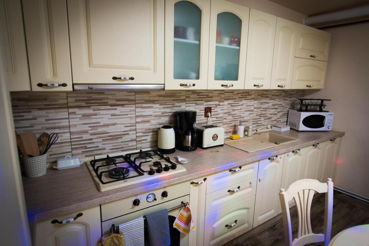 Erika'S Holiday Cottage Peris ภายนอก รูปภาพ