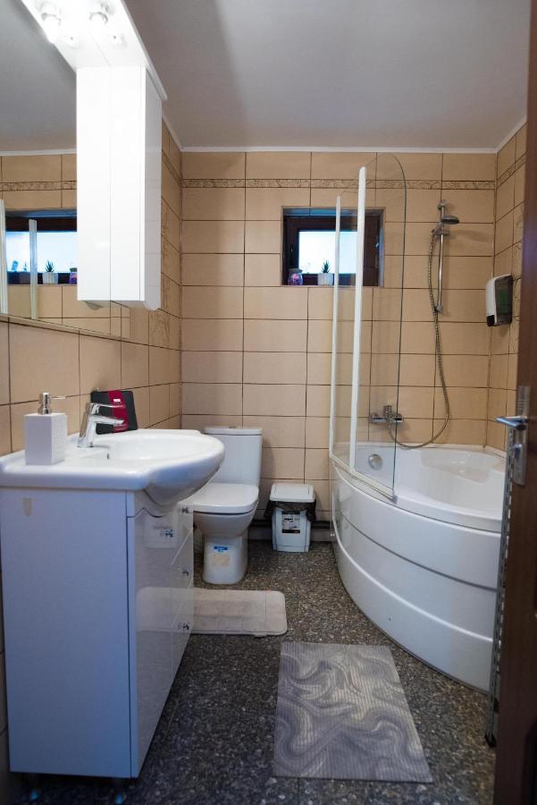 Erika'S Holiday Cottage Peris ภายนอก รูปภาพ